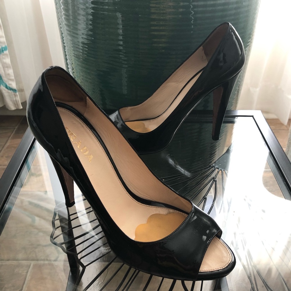 Prada Milano High Heels Pumps Shoes Patent Leather
